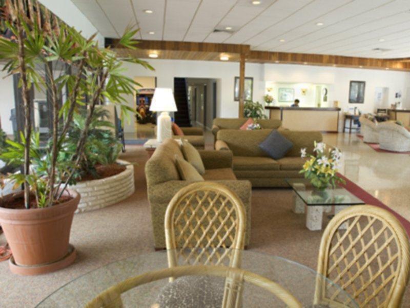 Travelodge Monaco Beach Resort Sunny Isles Beach Exteriör bild